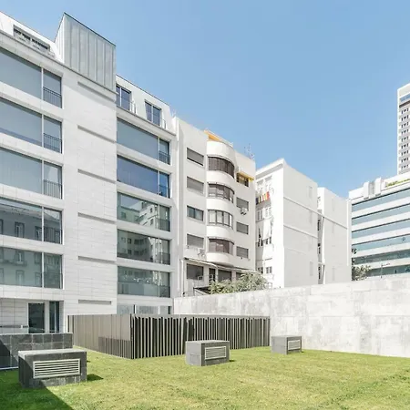 Apartment Saldanha Bright By The Portuguese Butler